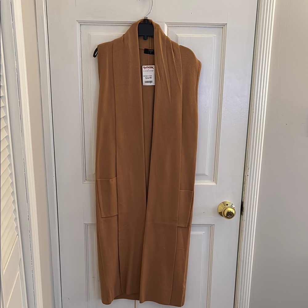 Tahari Tan Sleeveless Cardigan
